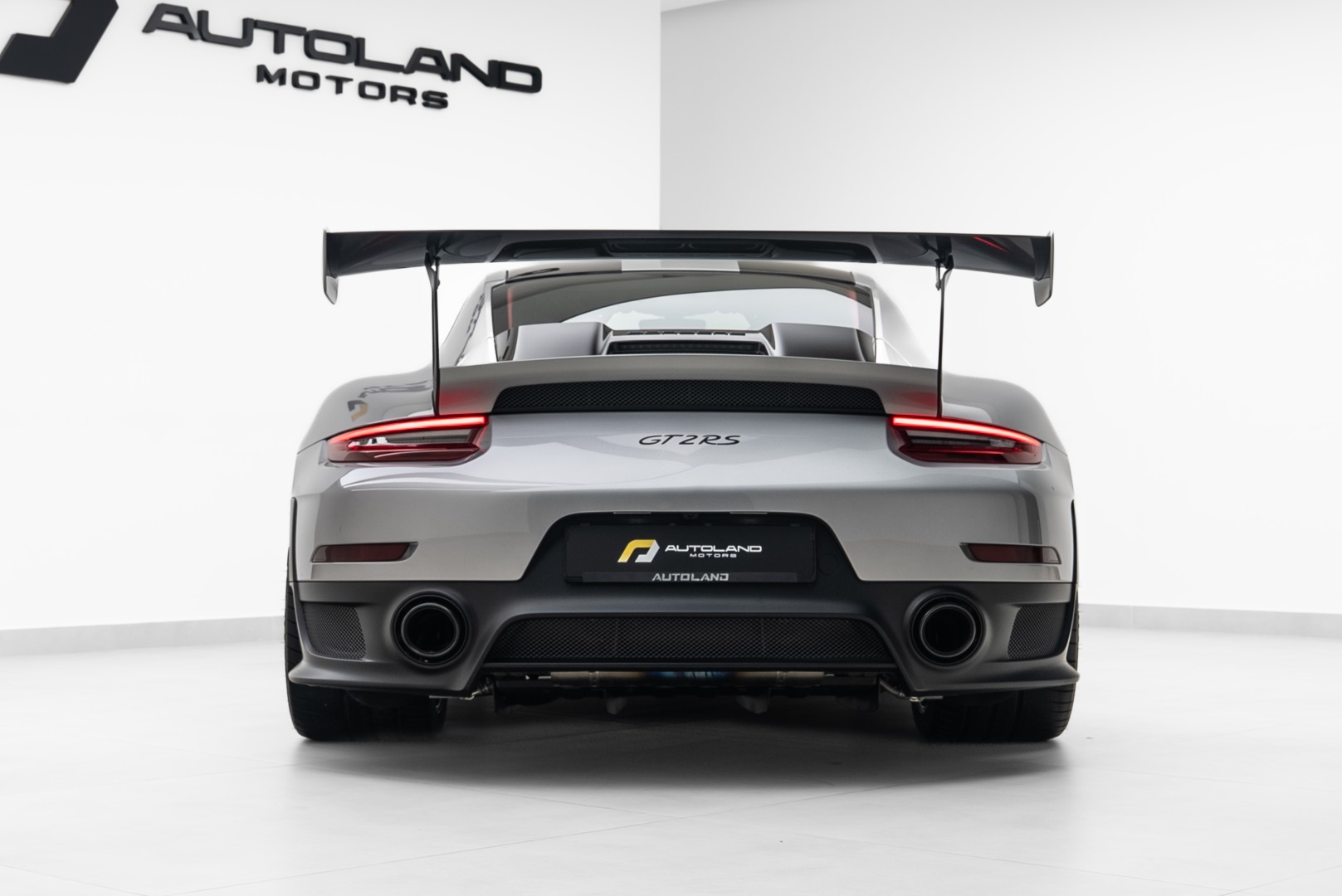 2018 PORSCHE 911 GT2 RS GCC WITH DEALER WARRANTY